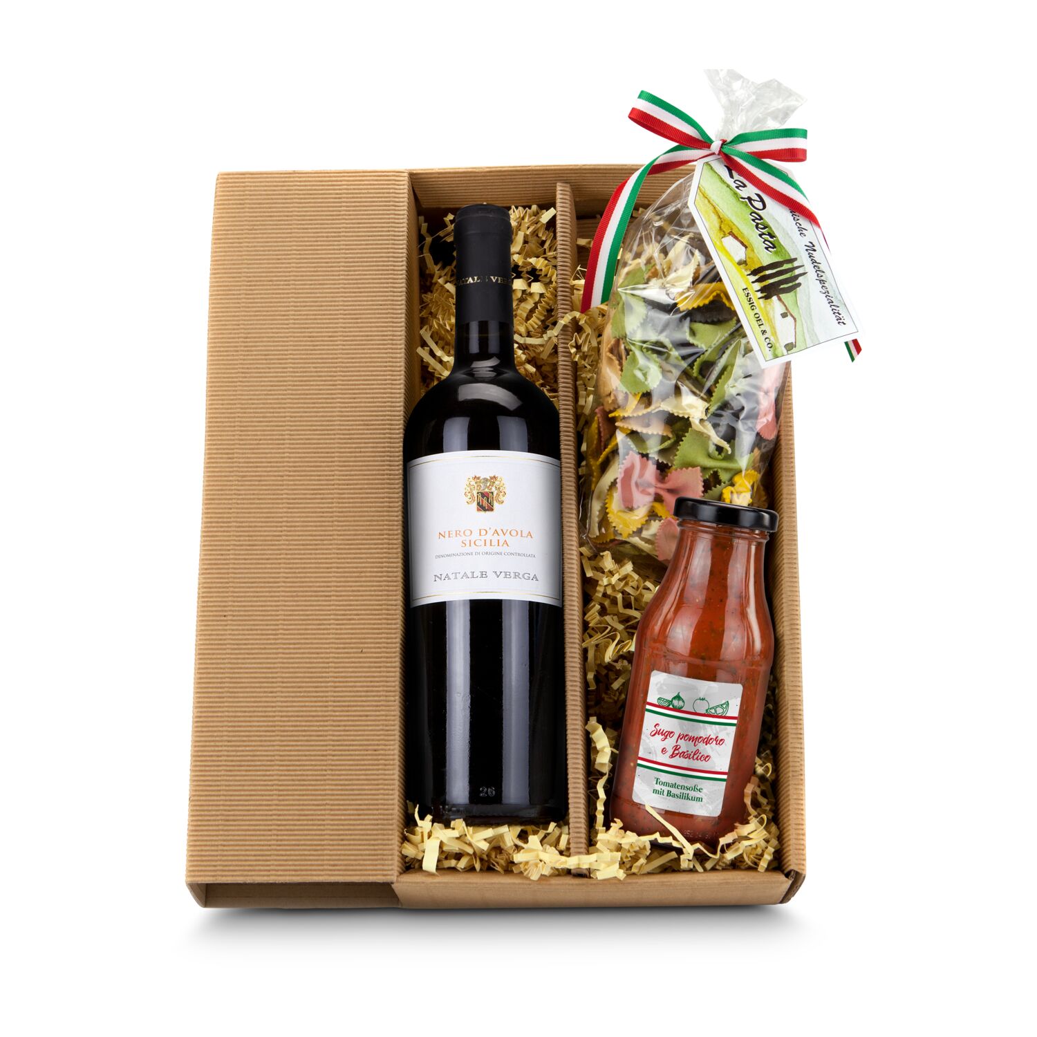 1 Flasche italienischer Rotwein Nero d'Avola (0,75 l), 250 g bunte Pasta & 230 ml Sugo Basilikum, in Schmuckwelle verpackt. Italien pur!