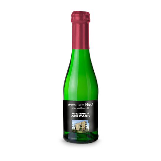 0,2 l klassisches Sekt Cuvée trocken in grüner Flasche mit Schraubverschluss, Alkohol 11% Vol.