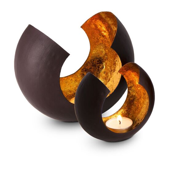 Die flauschige Kuscheldecke Rudolph und zwei seidenmatt-braune ROMINOX® Teelichthalter verpackt in einer ROMINOX® Filztasche mit „Hello Winter“-Anhänger.