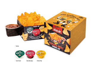 Nacho Box im Schuber, Inhalt: Nachos Paprika-Chili, Cheese Dip