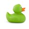 grüne Badeente Gregor mit orangenem Schnabel in Standardform, Größe: ca. 8 cm, inklusive Quietschventil